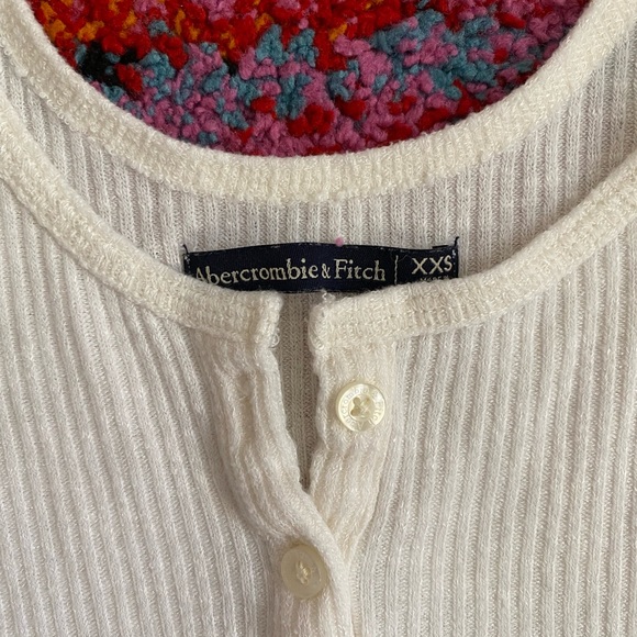 Abercrombie and Fitch tank top bundle of 2 - Picture 3 of 7